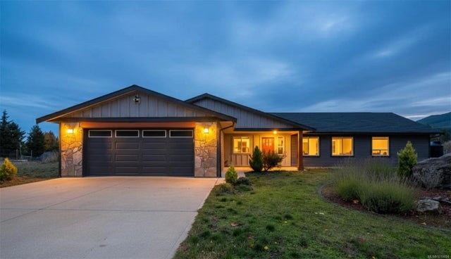 1 of 46 - 1700 Warn Way, Qualicum Beach, BC