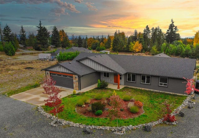 2 of 46 - 1700 Warn Way, Qualicum Beach, BC