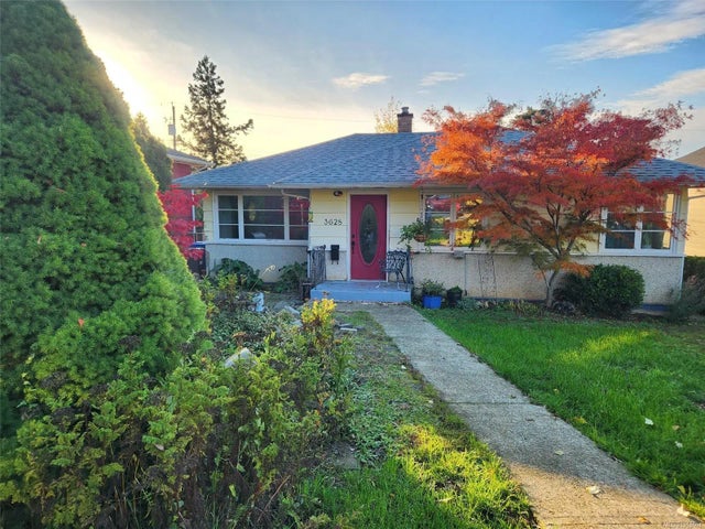 1 of 21 - 3628 16th Ave, Port Alberni, BC