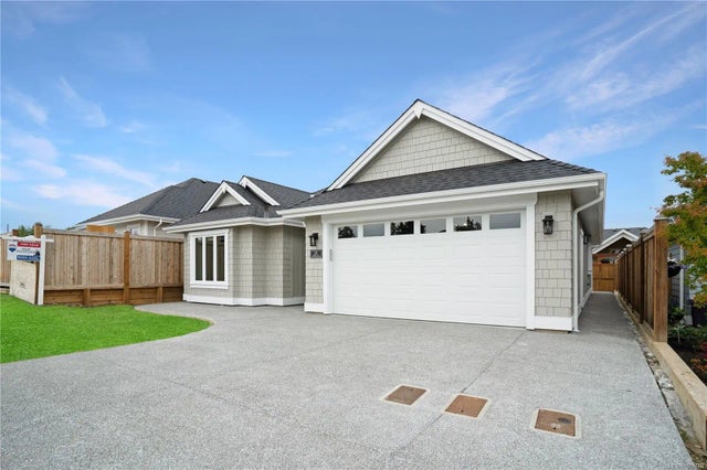 3 of 26 - 612 Rainbow Way, Parksville, BC