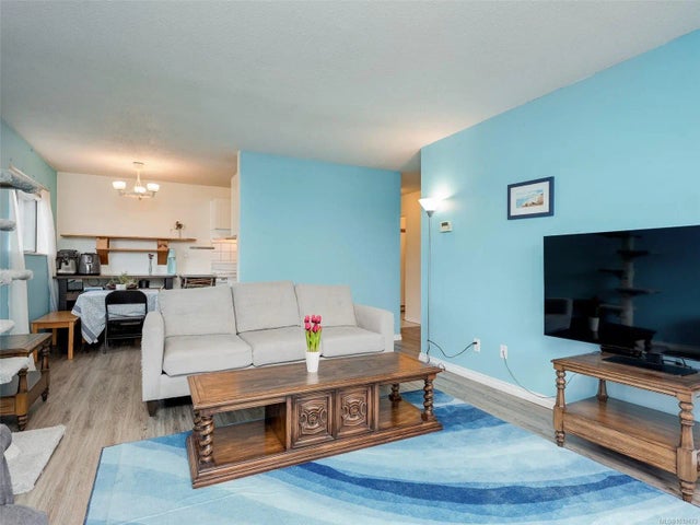 3 of 26 - 3277 Glasgow Ave 413, Saanich, BC