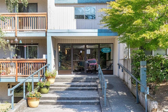 3 of 23 - 4728 Uplands Dr 304, Nanaimo, BC