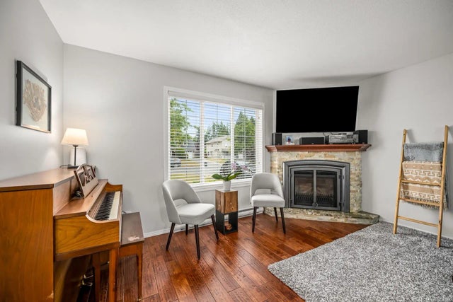 3 of 45 - 2962 Huckleberry Pl, Courtenay, BC