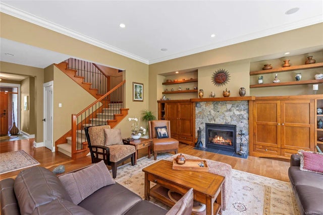 5 of 38 - 649 Eaglewood Crt, Qualicum Beach, BC