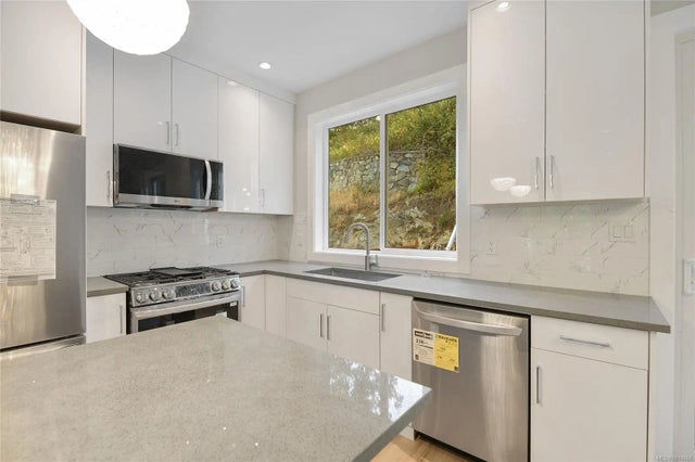 5 of 38 - 994 Citation Rd, Langford, BC