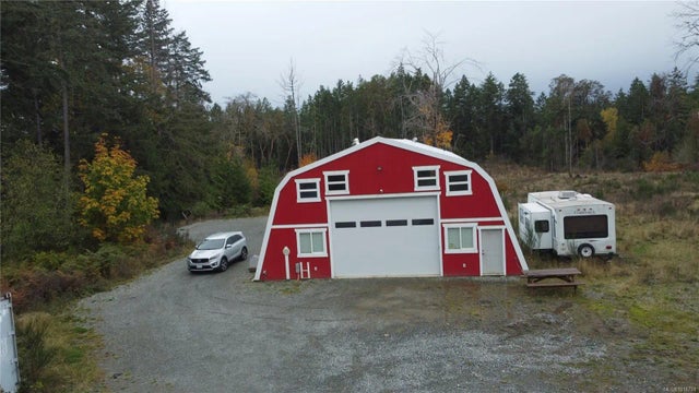 1 of 26 - 3750 Yellow Point Rd, Nanaimo, BC