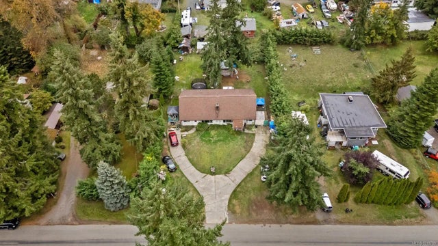 1 of 39 - 4792 Lewis Rd, Campbell River, BC