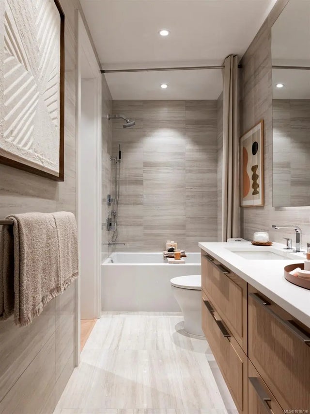 3 of 8 - 427 Lampson St 103, Esquimalt, BC