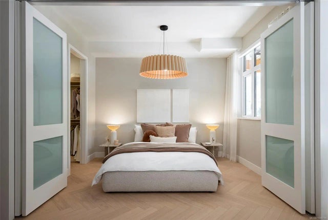 4 of 8 - 427 Lampson St 103, Esquimalt, BC