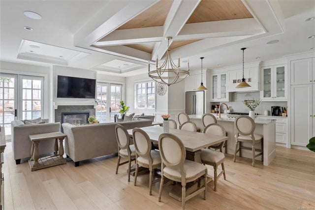 2 of 58 - 4829 Cordova Bay Rd, Saanich, BC