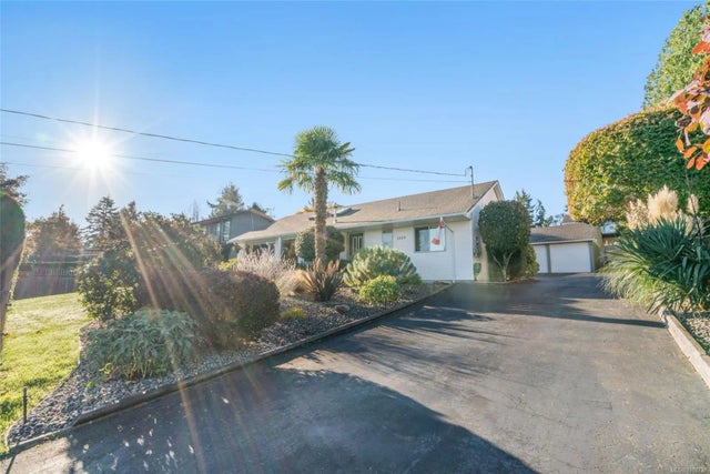 1 of 59 - 1379 Reef Rd, Nanoose Bay, BC