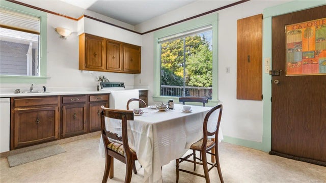 4 of 32 - 1296 Richardson St, Victoria, BC