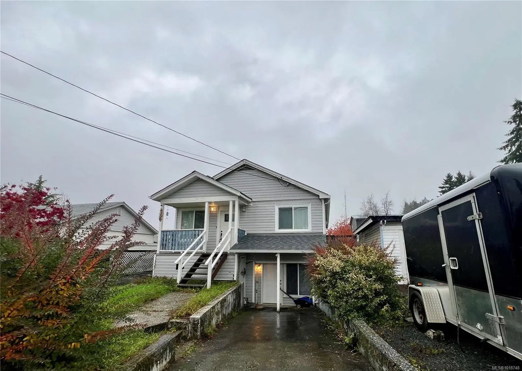 4339 Cedarwood St, Port Alberni