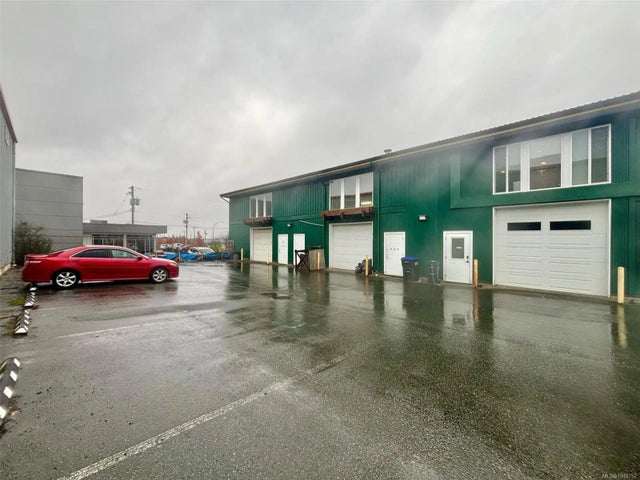1 of 3 - 1930 Island Diesel Way 103, Nanaimo, BC
