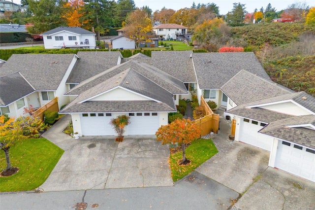 3 of 43 - 4125 Interurban Rd 7, Saanich, BC