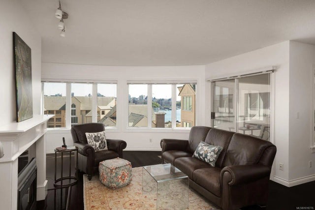 2 of 49 - 50 Songhees Rd 618, Victoria, BC