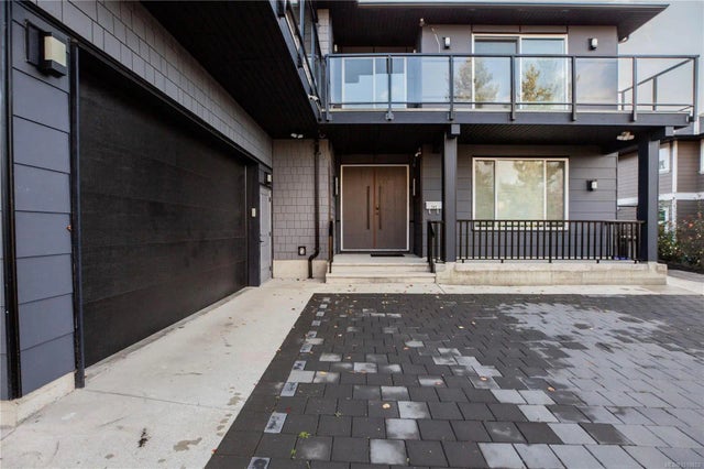 4 of 97 - 741 Snowdrop Ave, Saanich, BC