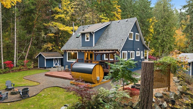 1 of 44 - 1409 Hillgrove Rd, North Saanich, BC