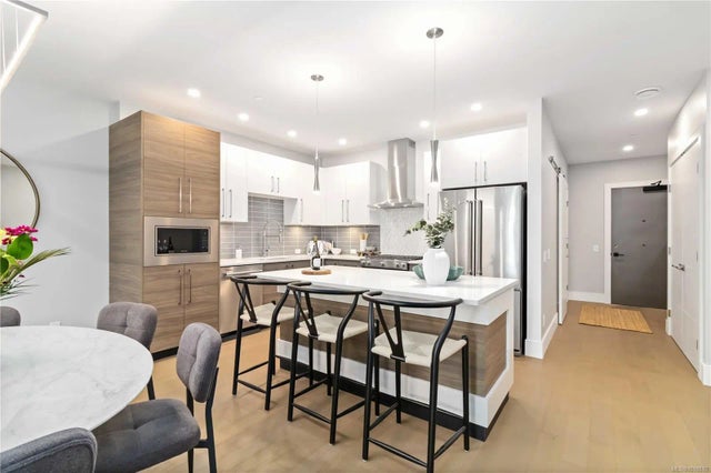 5 of 25 - 986 Doumac Ave 103, Saanich, BC