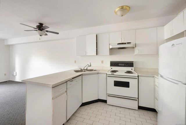 2 of 26 - 3215 Cowichan Lake Rd 112, Duncan, BC