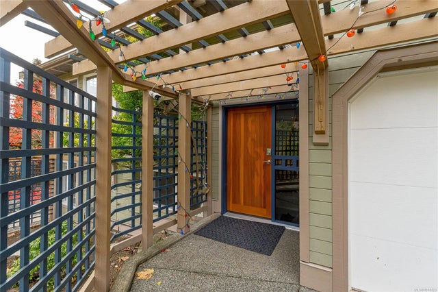 3 of 84 - 2375 Glenellen Pl, Nanoose Bay, BC