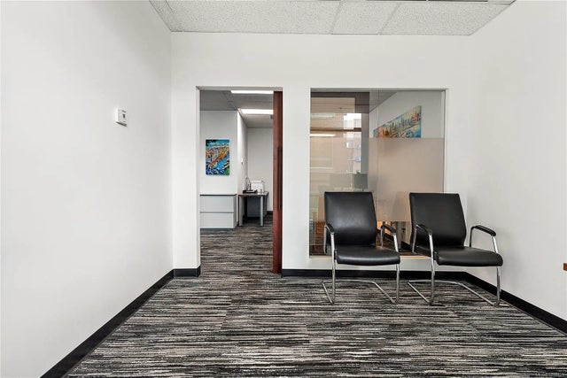 4 of 22 - 737 Yates St 314, Victoria, BC