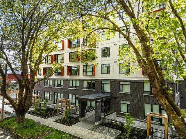2 of 22 - 629 Speed Ave 210, Victoria, BC