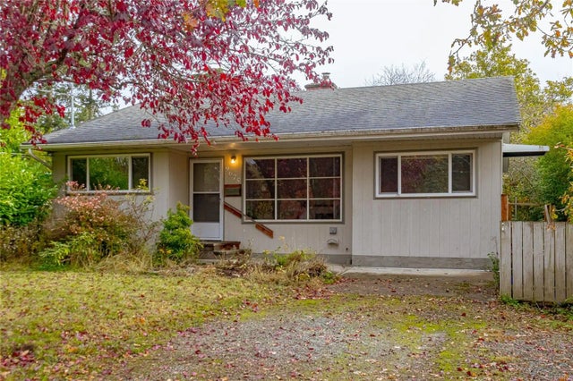 5 of 31 - 9675 Sixth St, Sidney, BC