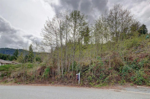 3 of 12 - 901 Hanington Rd, Ladysmith, BC