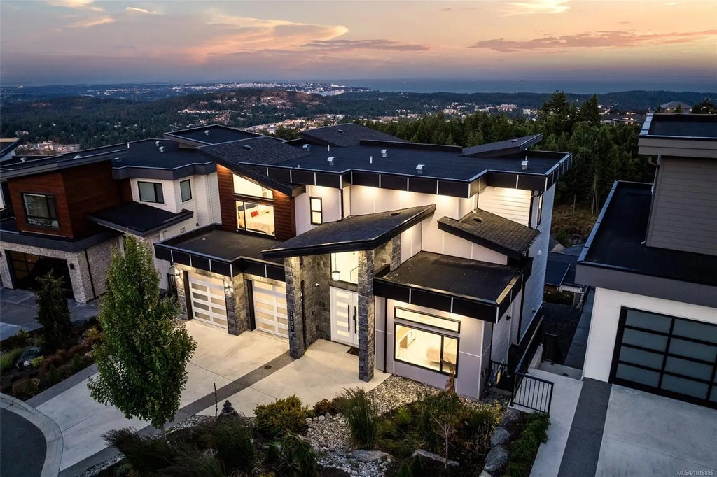 2197 Navigators Rise, Langford