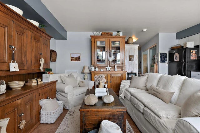 2 of 25 - 932 Johnson St 306, Victoria, BC