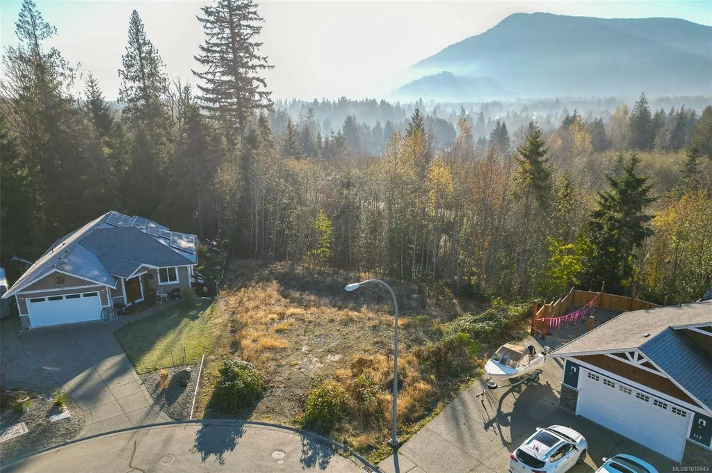 Lot 25 Beech Cres, Lake Cowichan