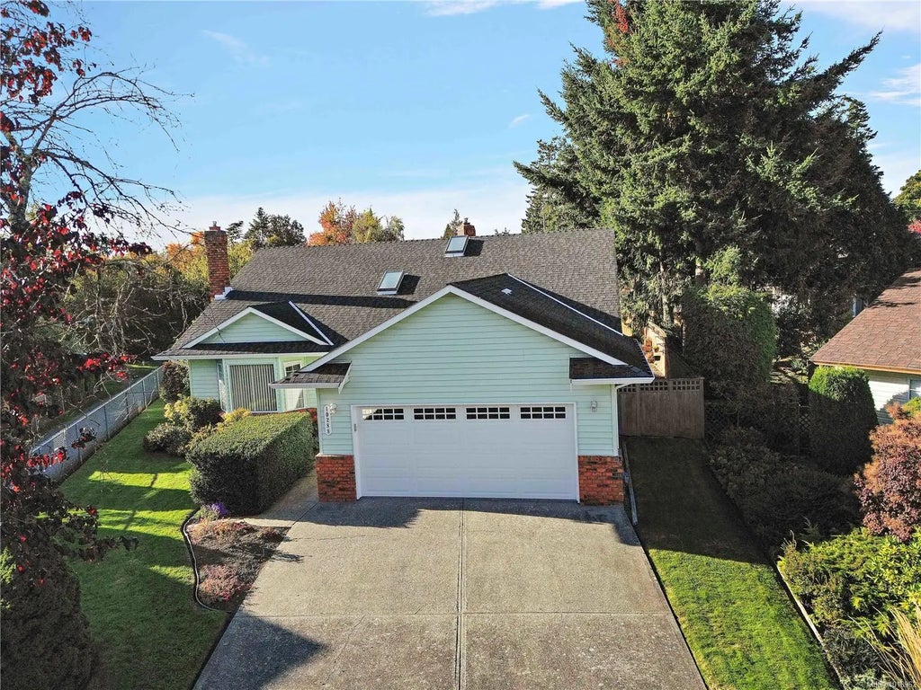 10288 Cleveland Rd, Sidney