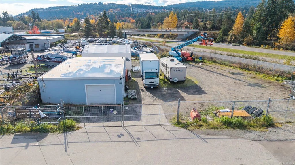 1931 Griffiths Rd, Nanaimo