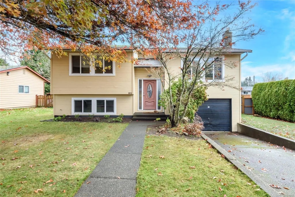 1651 Ascot Ave, Comox