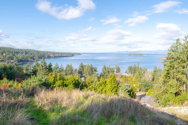 1929 Highland Rd, Nanoose Bay