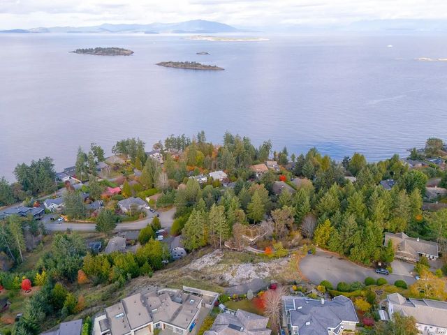 5 of 40 - 1929 Highland Rd, Nanoose Bay, BC