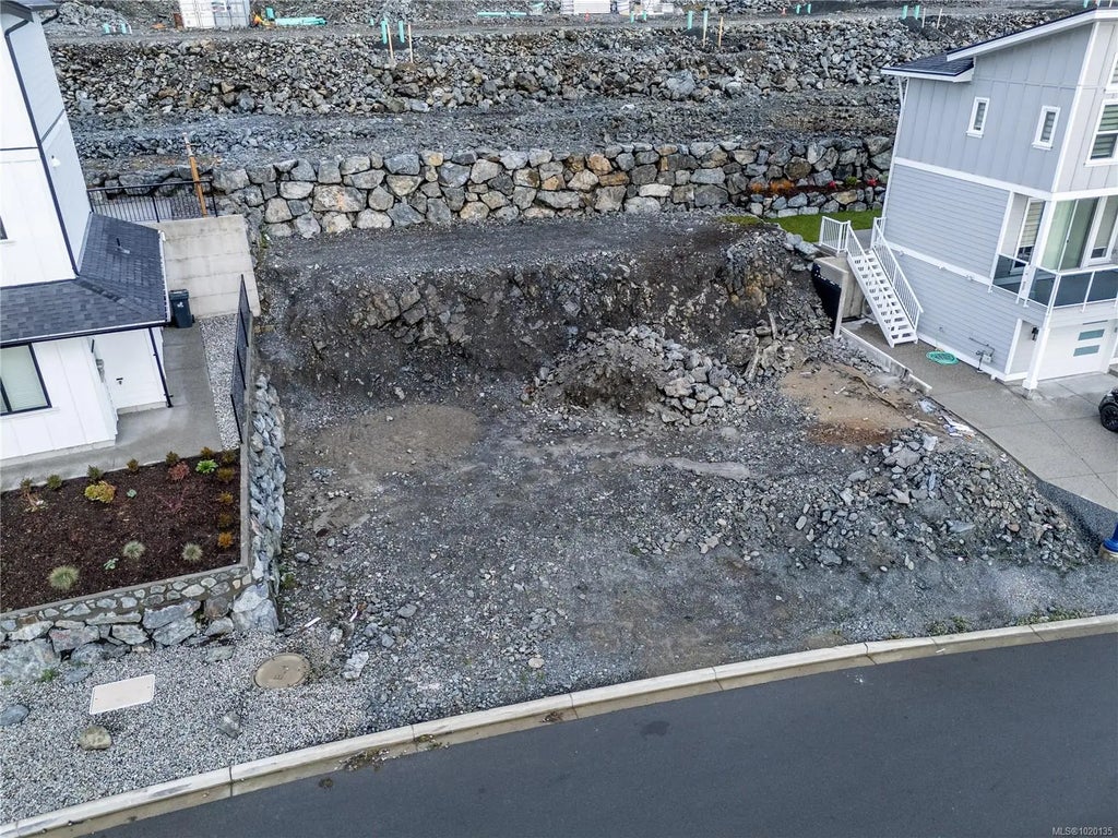 2298 Hudson Terr, Sooke