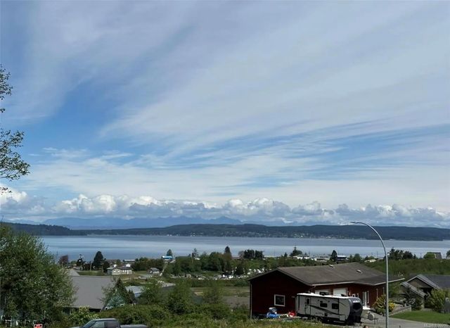 2 of 4 - 1871 Jensen Pl, Port McNeill, BC