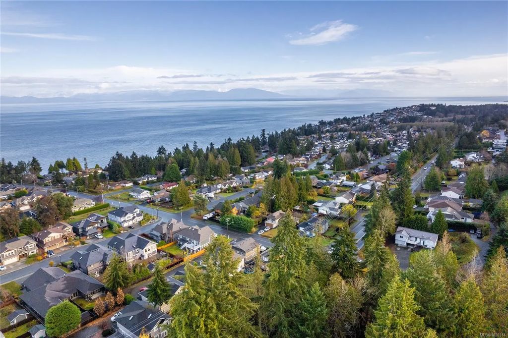 5611 Hammond Bay Rd, Nanaimo Land for sale: MLS# 1020314 - $1,050,000