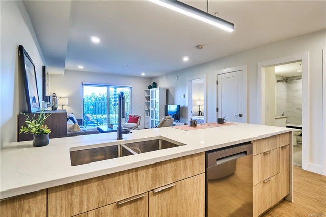 45 Haliburton St 105, Nanaimo