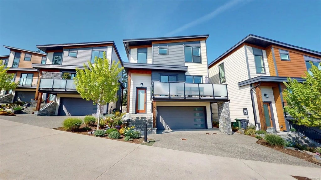 1217 Manzanita Pl 103, Nanaimo