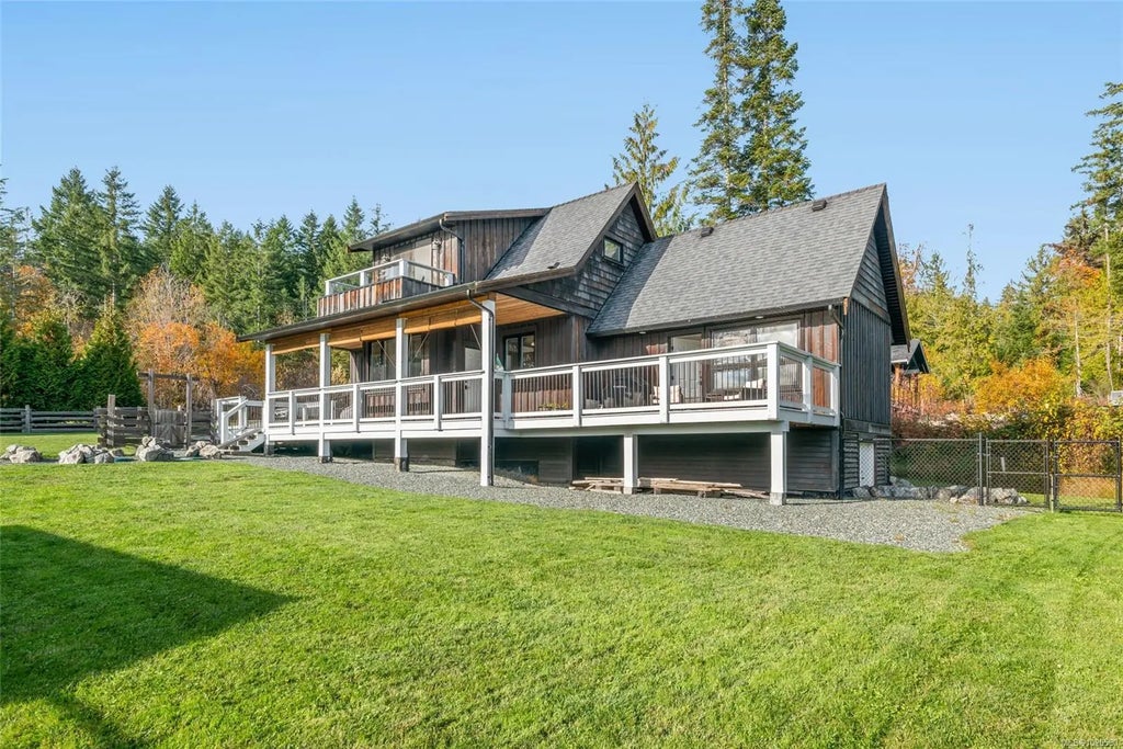 6373 Salal Rd, Port Alberni