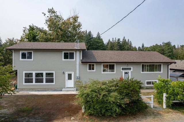 9242 Cottonwood Rd, Chemainus