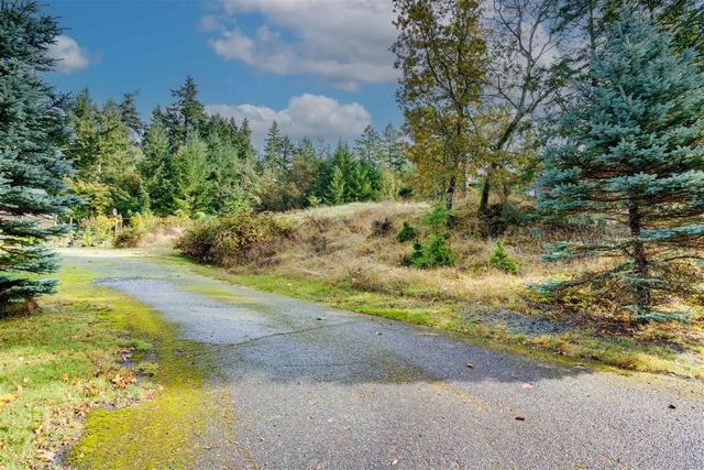 2 of 11 - Lot B Garry Oak Dr, Nanoose Bay, BC