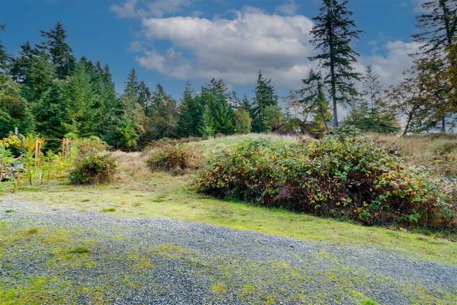 3 of 11 - Lot B Garry Oak Dr, Nanoose Bay, BC