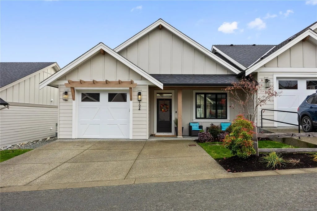 4098 Buckstone Rd 124, Courtenay
