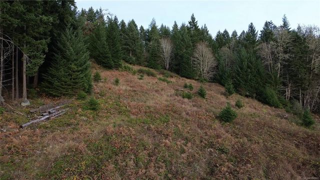 4 of 8 - Lot 1 South Rd, Gabriola Island, BC