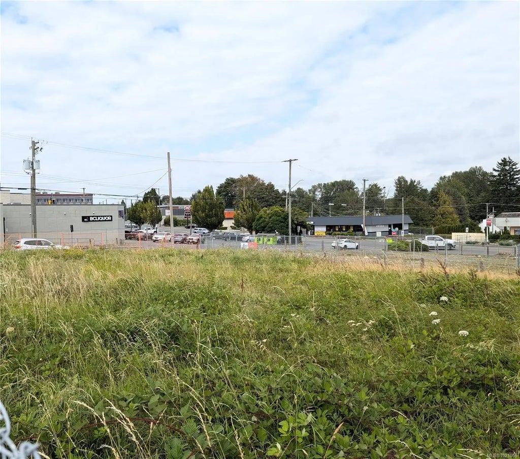 310 11th St, Courtenay