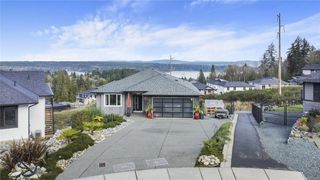 643 John Wilson Pl, Ladysmith